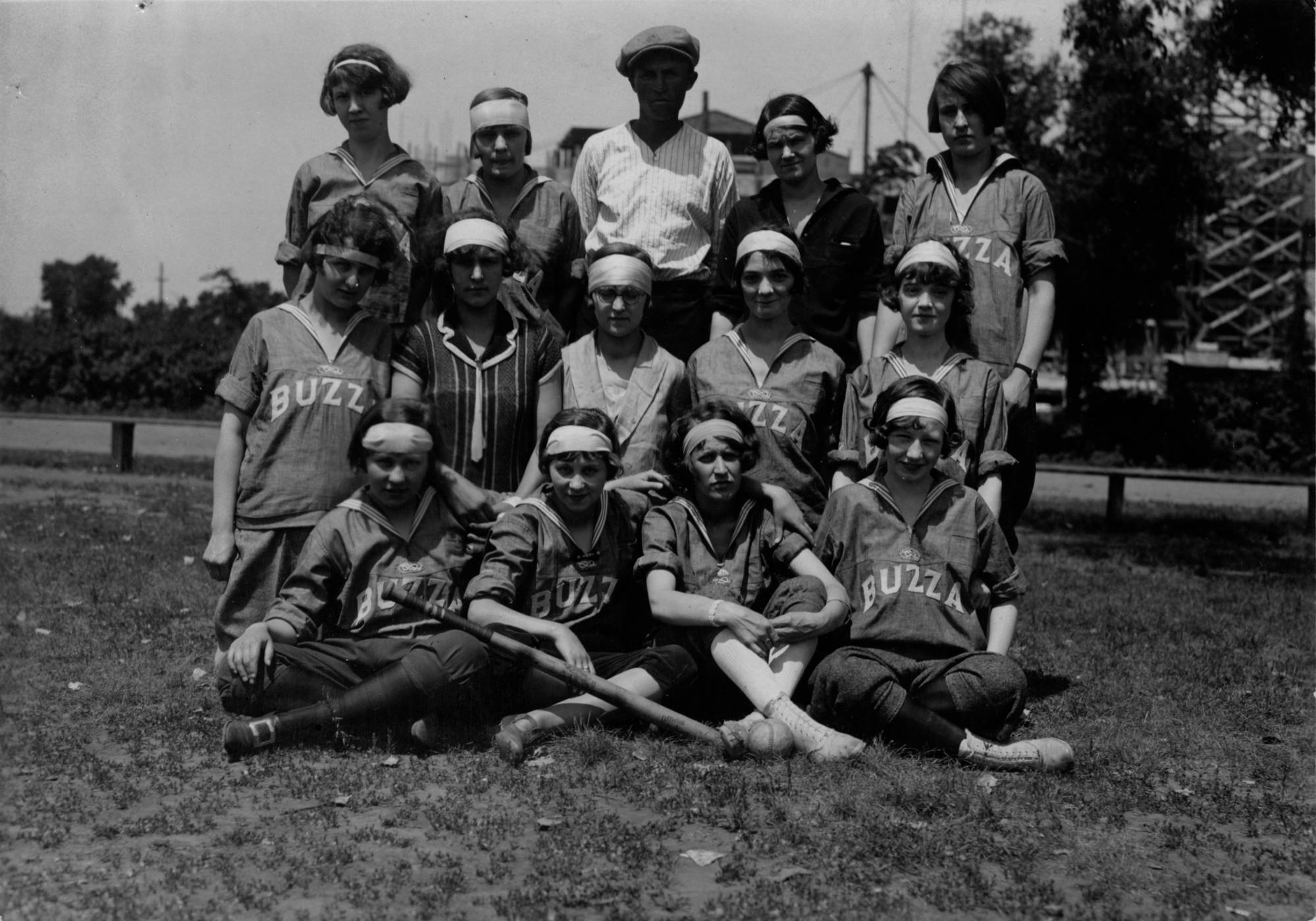 This photo features the Buzza Women's Baseball Team in 1924.