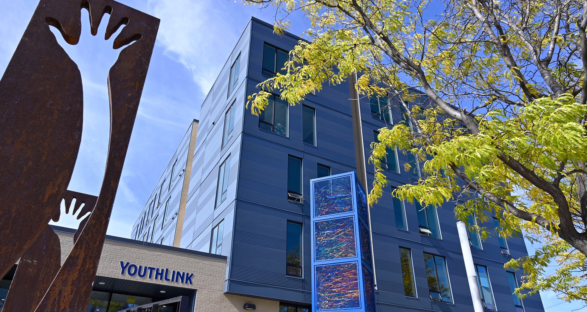Exterior of Youthlink building